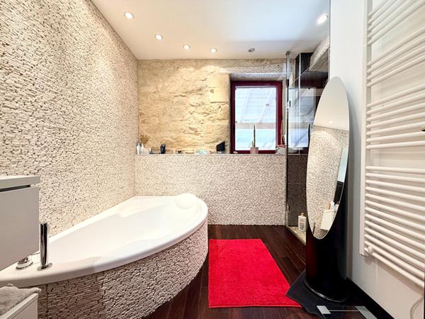 Maison MIRAMONT 310 m²