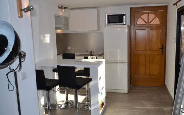 Immeuble à vendre    14 pièces •  Thuir