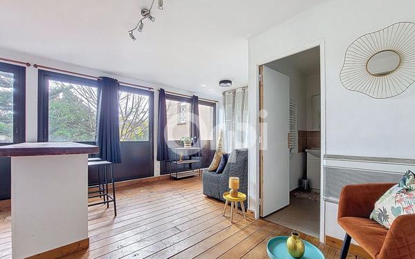 Immeuble à vendre    14 pièces •  Thuir