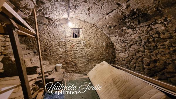 Peyruis (04310)- Maison de village de 80m²