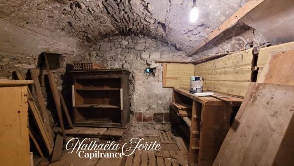 Peyruis (04310)- Maison de village de 80m²