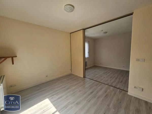Appartement à louer 1 pièce 28.09m² Poitiers (86000)