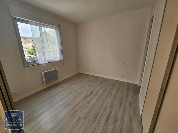 Appartement à louer 1 pièce 28.09m² Poitiers (86000)