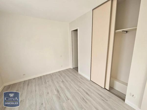 Appartement à louer 1 pièce 28.09m² Poitiers (86000)