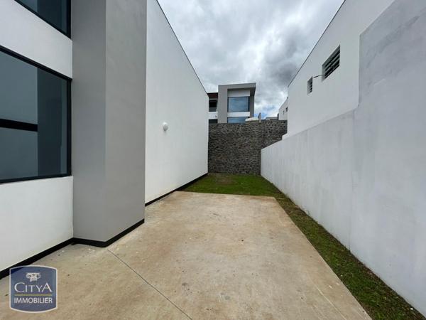 Maison à louer 4 pièces 129.71m²