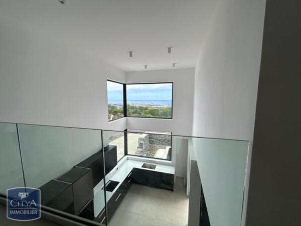 Maison à louer 4 pièces 129.71m²