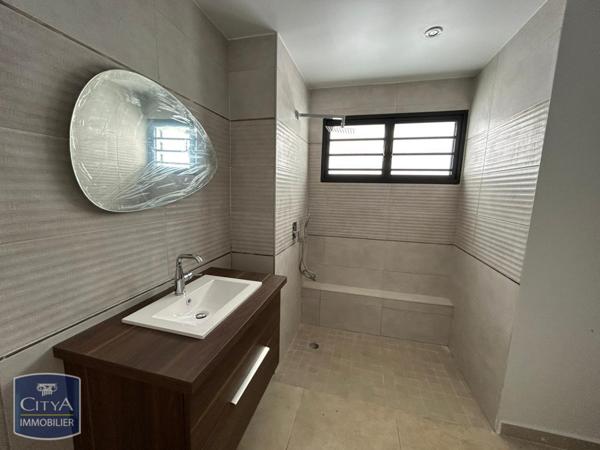 Maison à louer 4 pièces 129.71m²