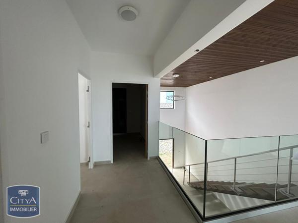 Maison à louer 4 pièces 129.71m²