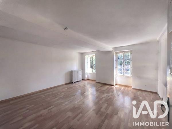 Maison à vendre 9 pièces 211 m² Château-sur-Epte