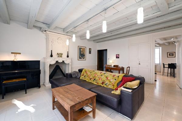 Maison à vendre 421 200 € Angoulême 5 p 167 m² DPE C
