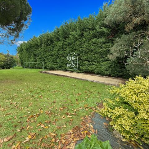 86540 THURE Maison Thure 6 pièce(s) 168 m2