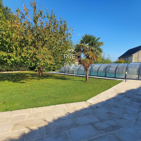 86540 THURE Maison Thure 6 pièce(s) 168 m2