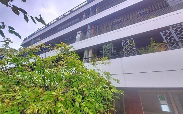 Appartement à vendre    4 pièces • 82 m2 Joué-lès-Tours