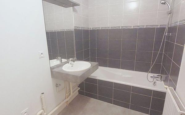 Appartement à vendre    4 pièces • 82 m2 Joué-lès-Tours