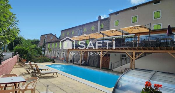 Hôtel de charme restaurant 2** , avec piscine.