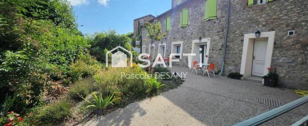 Hôtel de charme restaurant 2** , avec piscine.