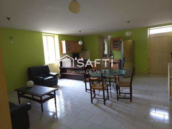 Hôtel de charme restaurant 2** , avec piscine.