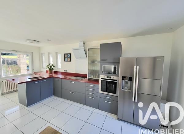 Maison à vendre 4 pièces 145 m² Saint-Just-Saint-Rambert