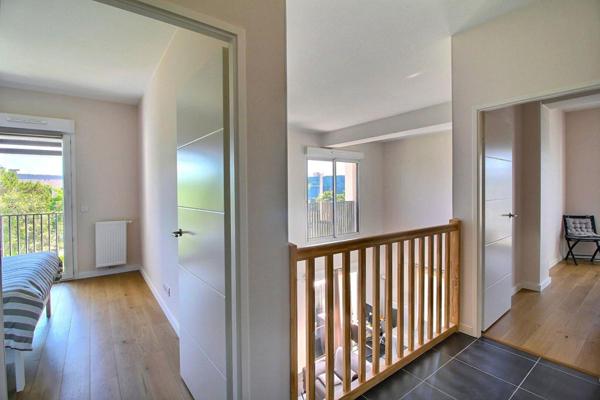 APPARTEMENT DUPLEX T4 MERIGNAC SOLEIL NEUF à deux pas du Tram A