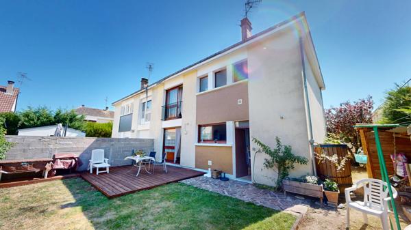 Maison de 100m2 3 chambres garage quartier Pierre et Marie Curie