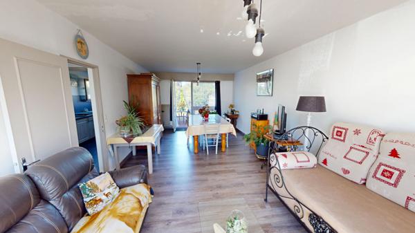 Maison de 100m2 3 chambres garage quartier Pierre et Marie Curie