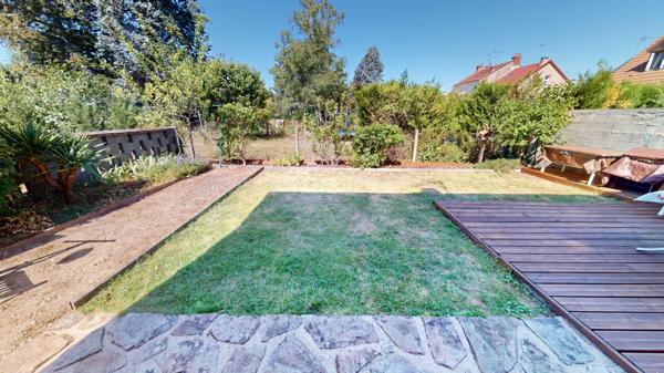 Maison de 100m2 3 chambres garage quartier Pierre et Marie Curie