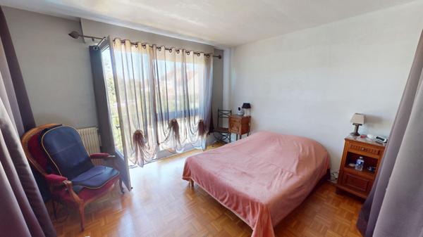 Maison de 100m2 3 chambres garage quartier Pierre et Marie Curie