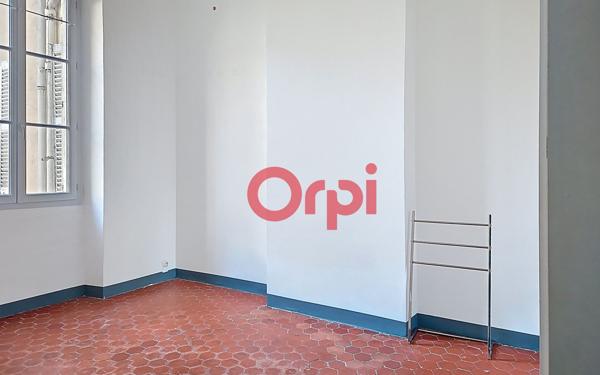 Appartement à vendre    2 pièces • 55 m2 Toulon