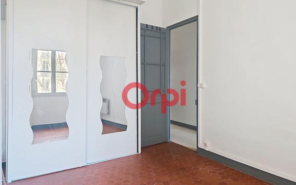 Appartement à vendre    2 pièces • 55 m2 Toulon
