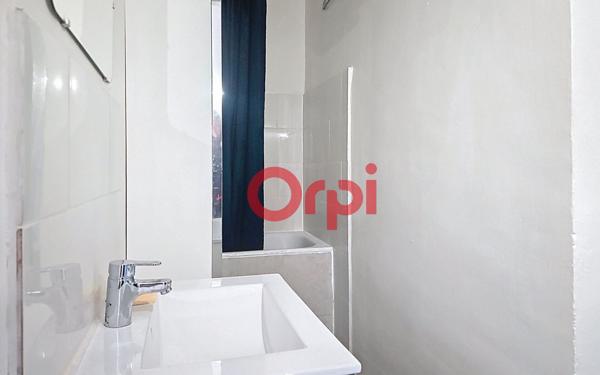 Appartement à vendre    2 pièces • 55 m2 Toulon