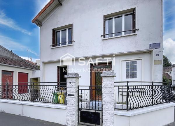 EXCLUSIVITÉ – Maison familiale de 132 m² avec garage, sous-sol total et dépendance, aux portes de Paris.