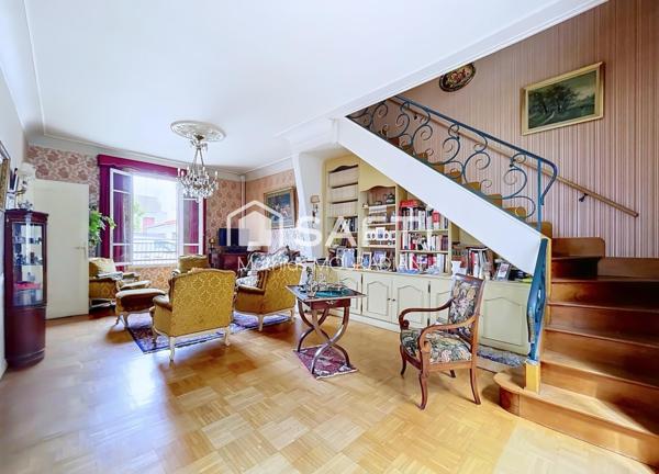 EXCLUSIVITÉ – Maison familiale de 132 m² avec garage, sous-sol total et dépendance, aux portes de Paris.