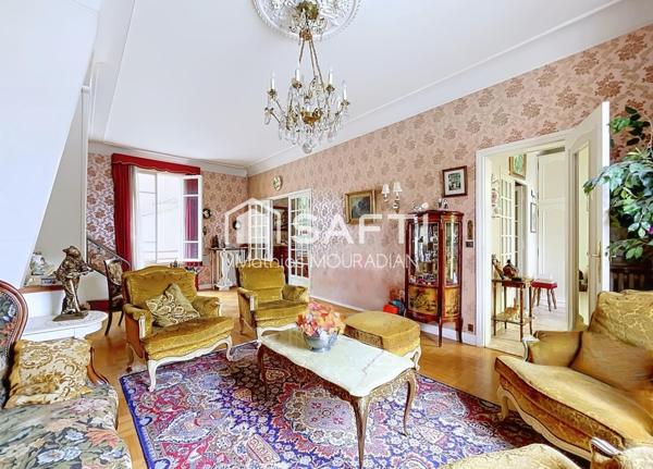 EXCLUSIVITÉ – Maison familiale de 132 m² avec garage, sous-sol total et dépendance, aux portes de Paris.