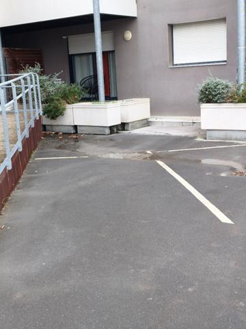 Place de parking aérien