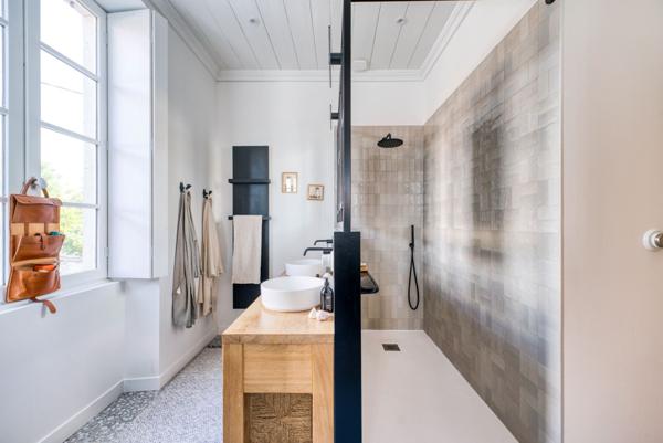 Île de Ré - Saint-Martin-de-Ré - Maison de maître au coeur du centre historique