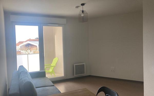 Appartement à louer    1 pièce •  La Rochelle