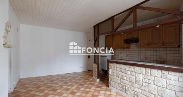 À vendre Appartement 2 pièces 51 m² - Corbeil-essonnes 91100
