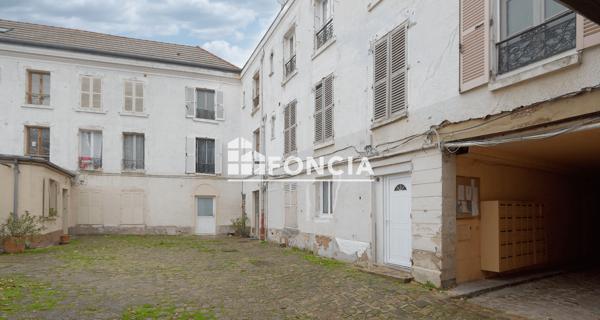 À vendre Appartement 2 pièces 51 m² - Corbeil-essonnes 91100