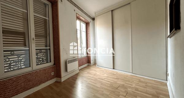 À vendre Appartement 2 pièces 51 m² - Corbeil-essonnes 91100