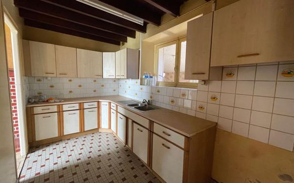 Maison à vendre    3 pièces • 115 m2 Vindefontaine