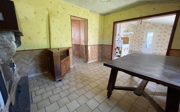 Maison à vendre    3 pièces • 115 m2 Vindefontaine