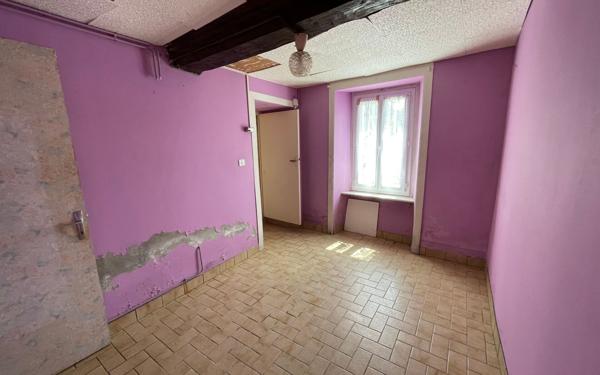 Maison à vendre    3 pièces • 115 m2 Vindefontaine