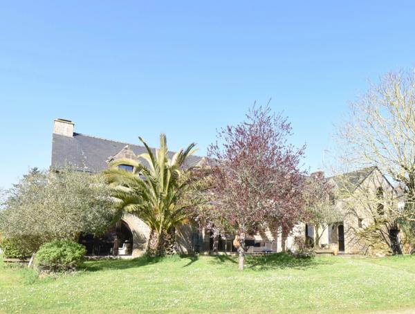 LONGERE 216 M² - TERRAIN 3900 M²