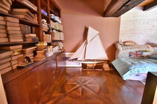 LONGERE 216 M² - TERRAIN 3900 M²