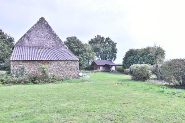 LONGERE 216 M² - TERRAIN 3900 M²