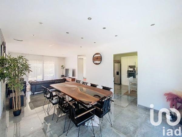 Maison 4 pièces de 136 m² à Cublac (19520)