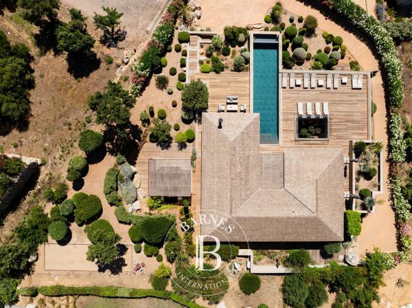 Sainte-Lucie-de-Porto-Vecchio, Villa 5 Chambres -  300 m² à vendre