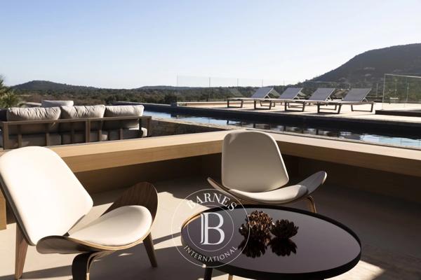 Sainte-Lucie-de-Porto-Vecchio, Villa 5 Chambres -  300 m² à vendre