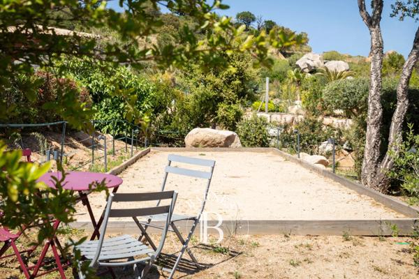 Sainte-Lucie-de-Porto-Vecchio, Villa 5 Chambres -  300 m² à vendre