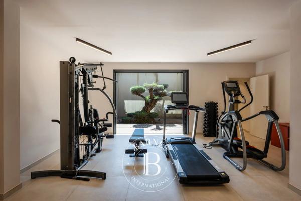 Sainte-Lucie-de-Porto-Vecchio, Villa 5 Chambres -  300 m² à vendre